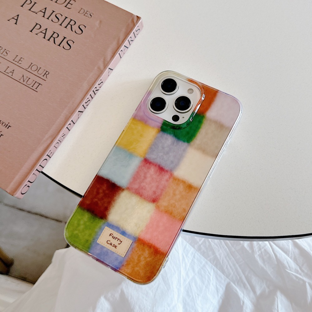 غطاء هاتف بنمط مربعات ملونة بت - مراجعة Phone Cases Iphone 17 Pro Max وسعره