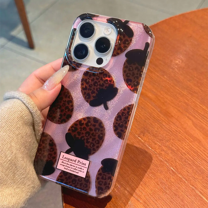 حافظة هاتف على شكل فراولة بطبع - مراجعة Phone Cases Zebra وسعره