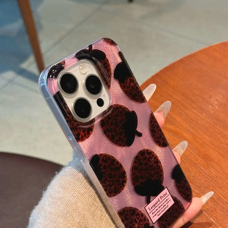 حافظة هاتف على شكل فراولة بطبع - مراجعة Phone Cases Zebra وسعره